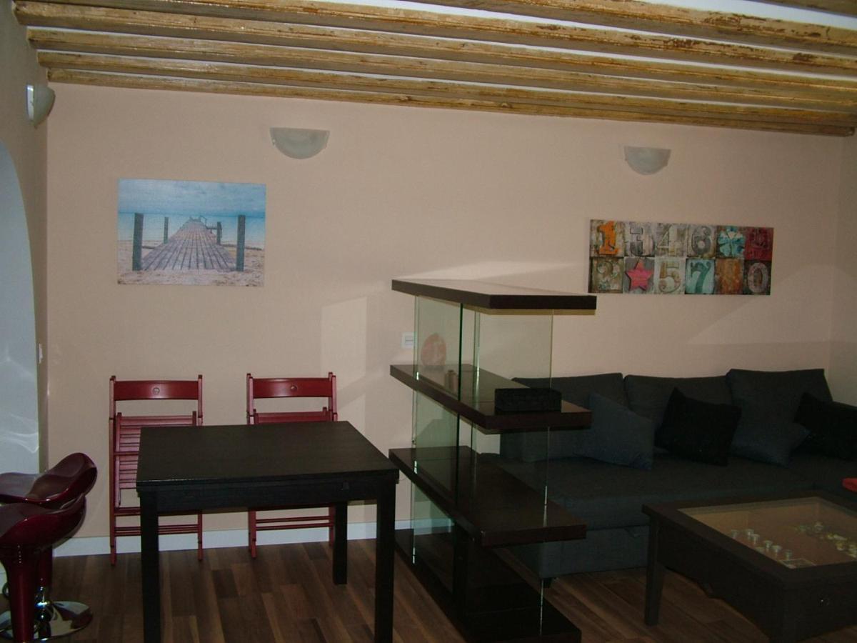Centro Historico Con Parking Apartment *